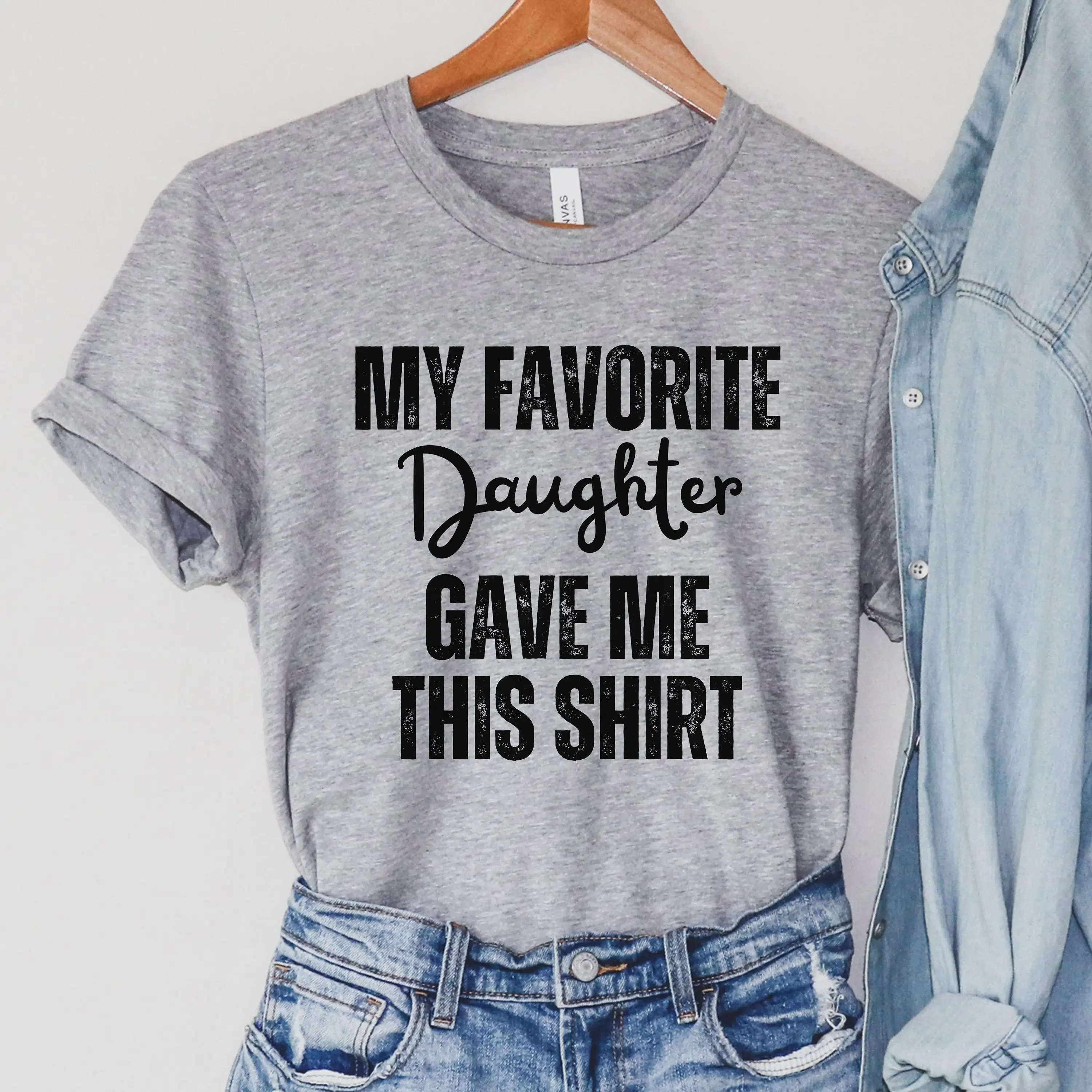 Funny T Shirt Men My Favorite Daughter Gave Me This Fathers Day Mens Dad