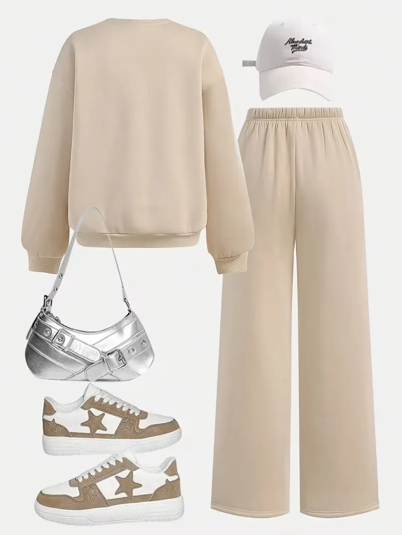 Girls' Two-Piece Beige Heart-Embroidered Loungewear Set – Loose-Fitting Crew Neck Sweatshirt and Wide-Leg Pants Set