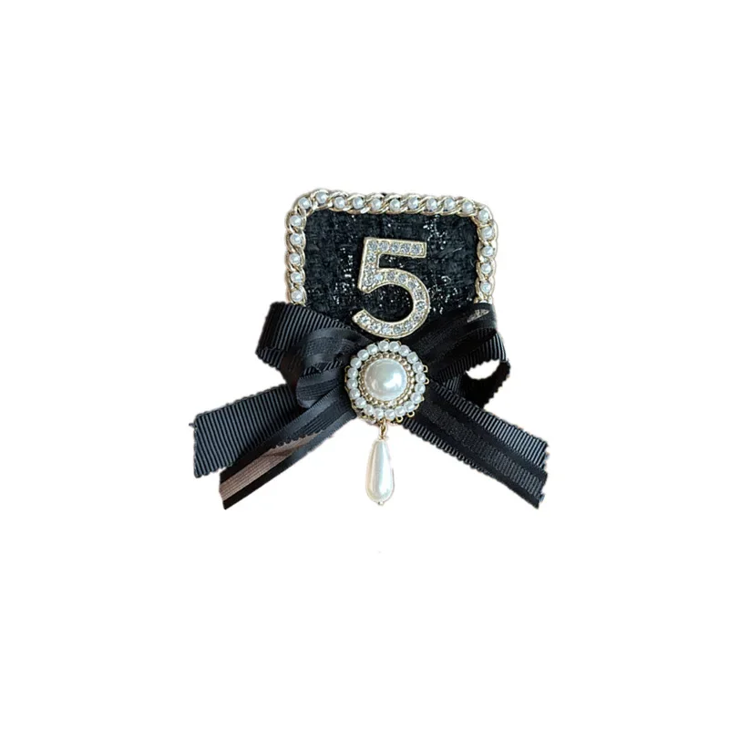 Women Big Crystals Pearl cc 5 Figure Corsage Brooches