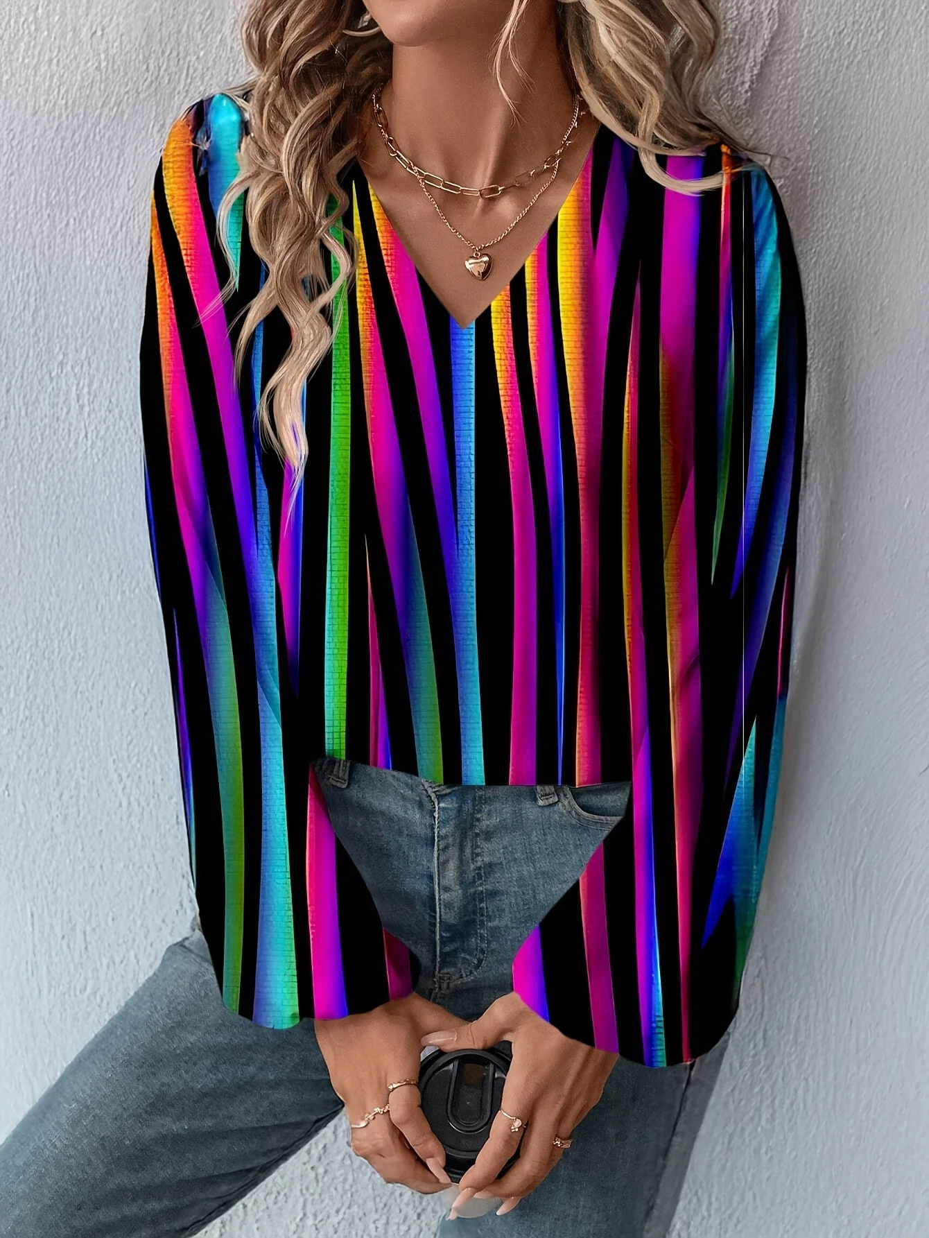 

Plus Size 1XL-5XL Women's Colorful Striped Print Elegant T-shirt Women Casual V-neck Color Checkered Print T-shirt