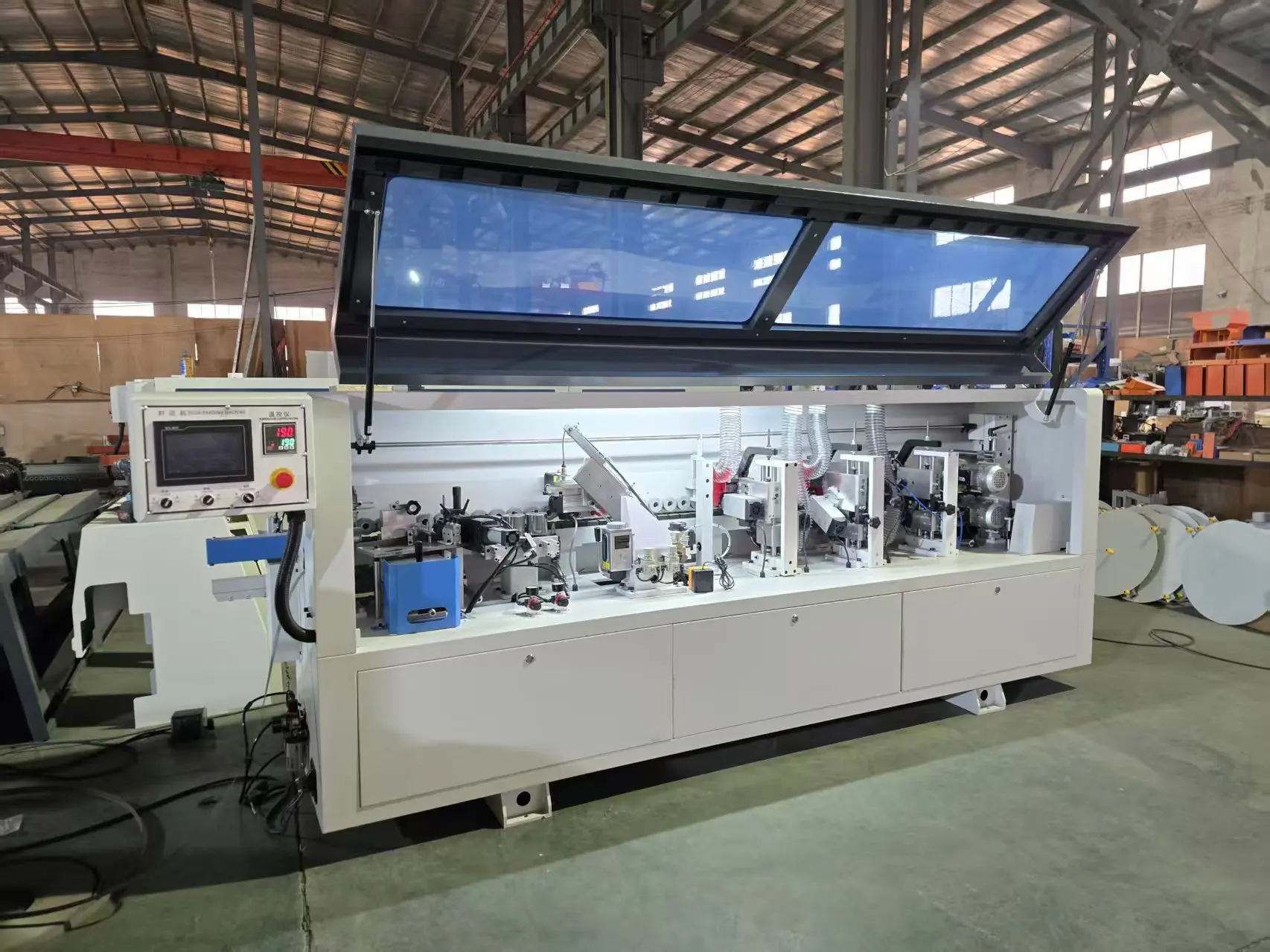 High Efficiency Woodworking Machine Edgebander Pvc Woodworking Machinery Edge Banding Machine