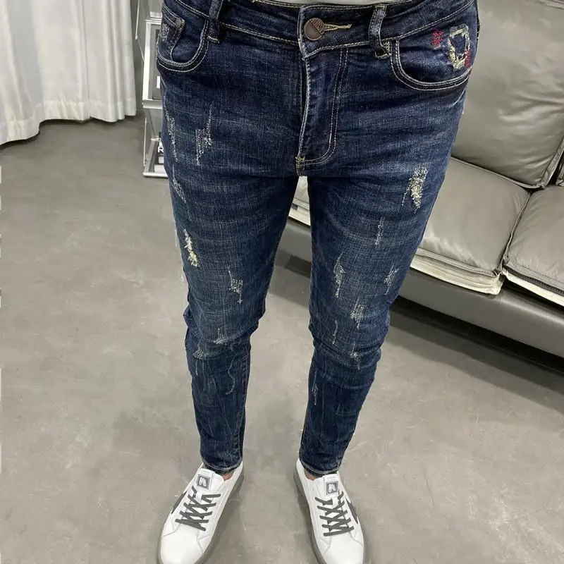 New 2024 Washed Black Slim Fit Denim Jeans for Men Floral Embroidery Casual Fashion Full Length Spring Autumn Cotton Trousers