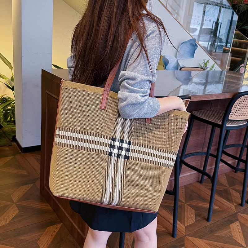 حقيبة يد نسائية فاخرة حقيبة ساعي البريد حزام كتف جلدي من المصمم الشهير طراز أنيق عصري #5