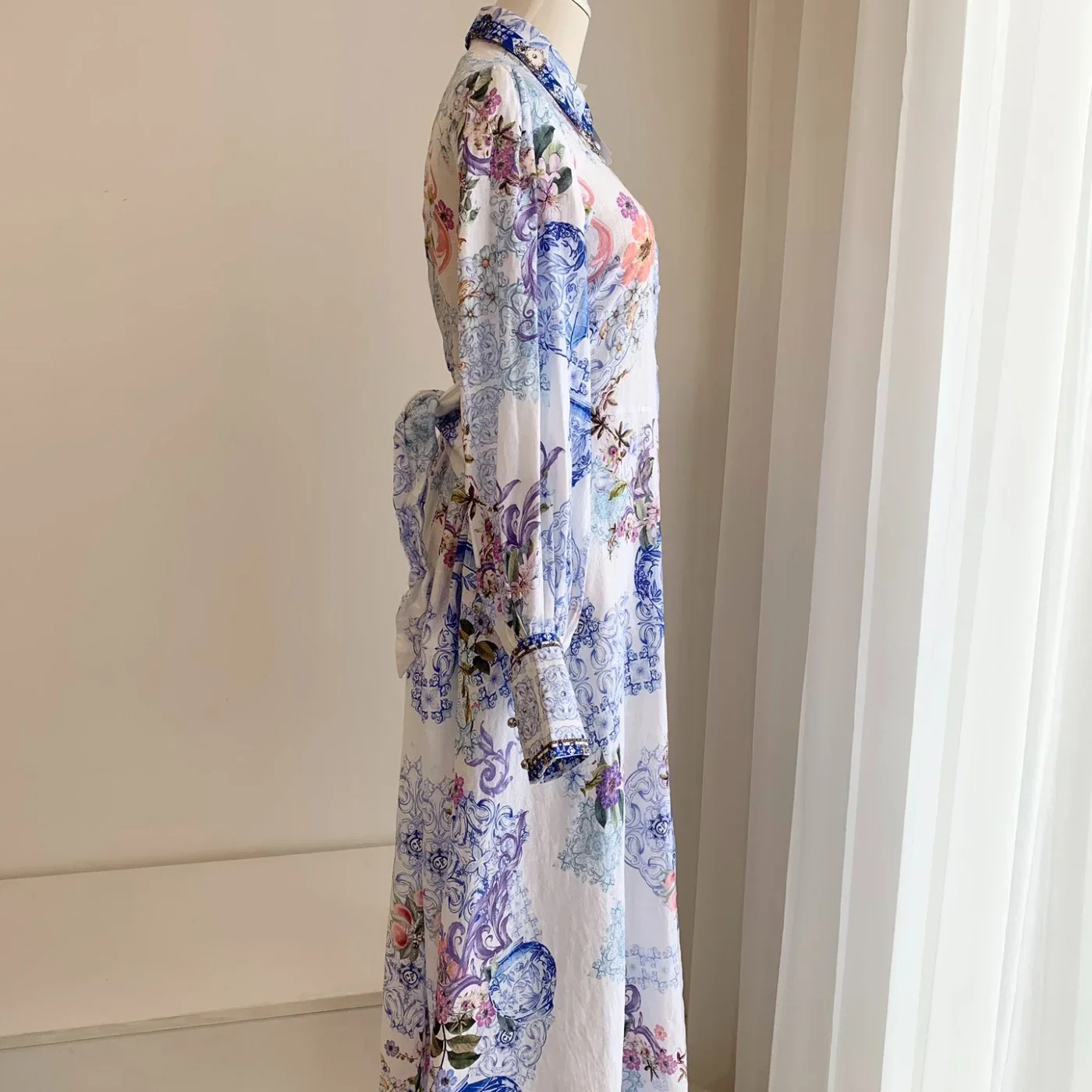 2024 New Blue and White Porcelain Floral Print Long Sleeve High Quality Midi Dress for Women