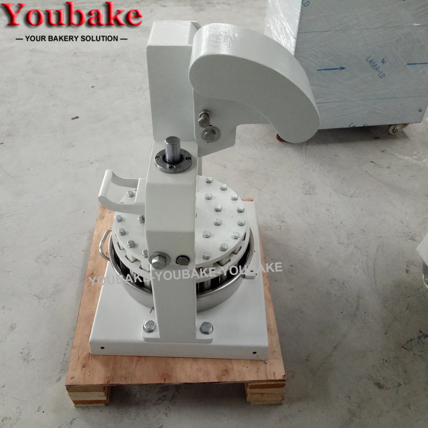 Bread Manual Dough Divider For Bakery Equipment With 36/20 Small Dough Pieces/Bread Dough Divider Machine