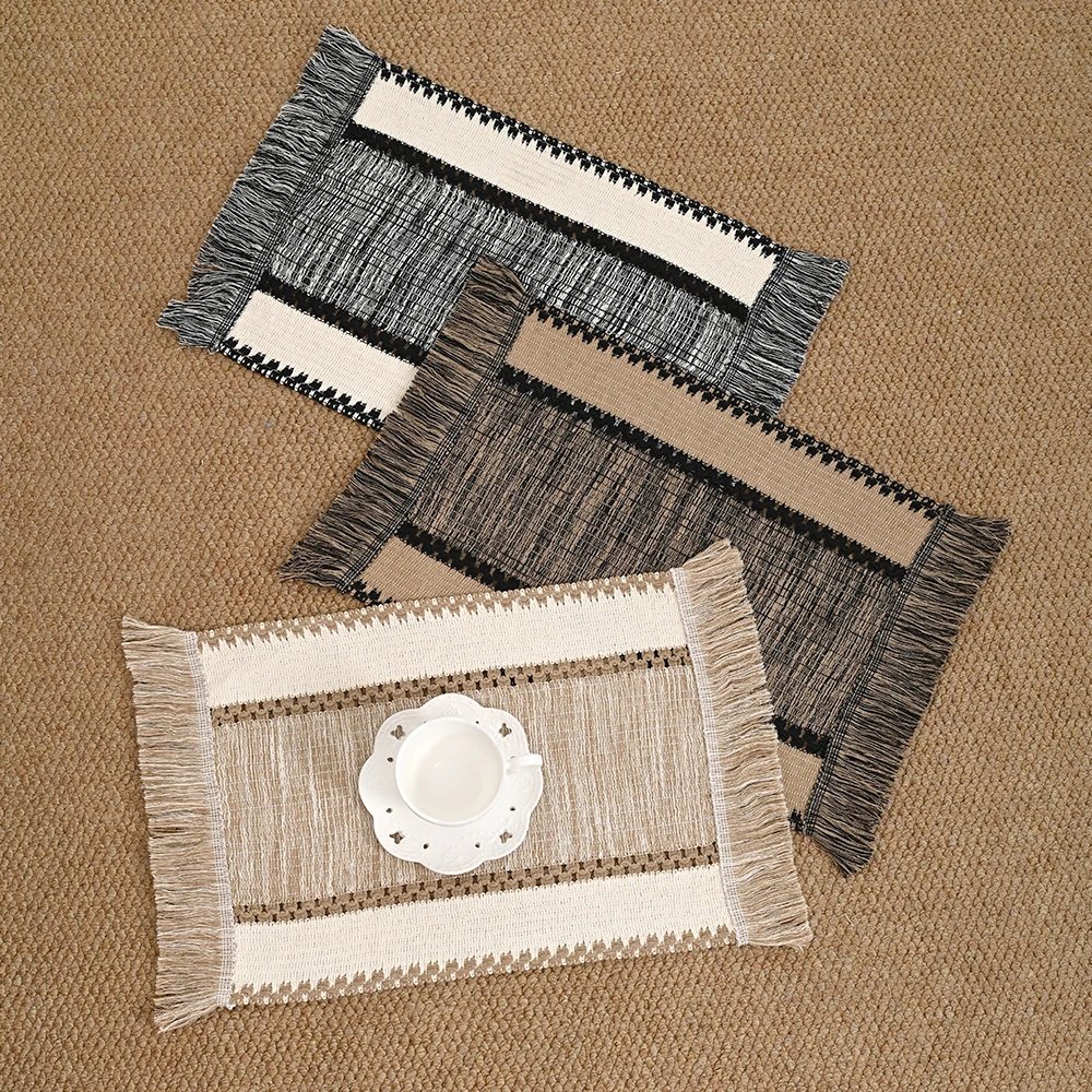BUYNOW 1PC Cotton And Linen Placemat Tassel Sideboard Two-color Splicing Weaving Vintage Coaster Placeware Bowl Mat Placemat