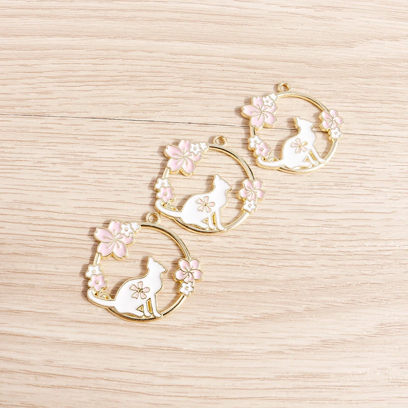 Tusember 10 Stück niedliche Emaille-Anhänger mit rosa Blumen-Katzen-Motiv für die Schmuckherstellung, Ohrringe, Halsketten, handgefertigte Accessoires – Detail 3