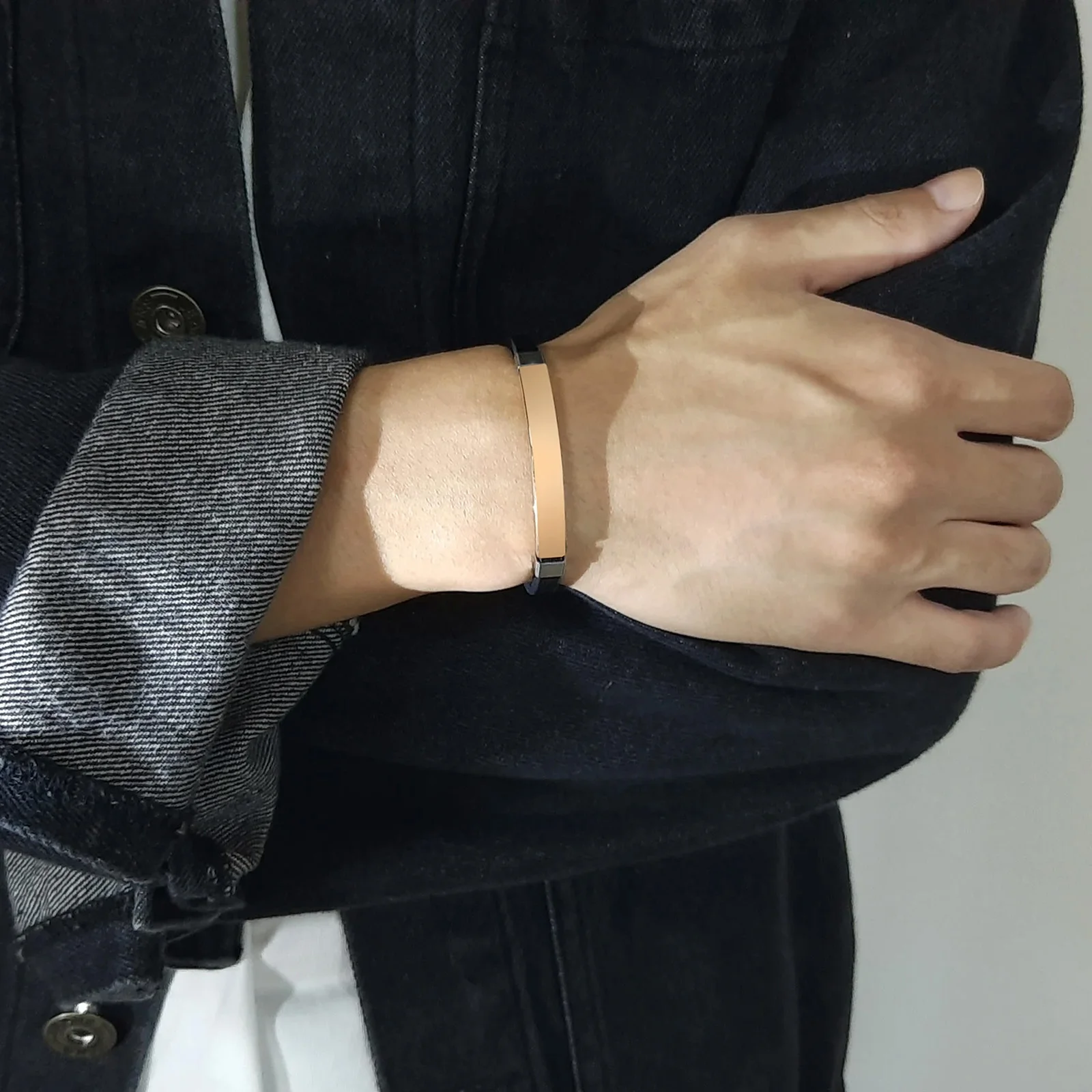 سوار جلدي مخصص نقش اسم شعار نص أساور استانليس ستيل شخصية هدية مخصصة للنساء والرجال (5 أنماط #2