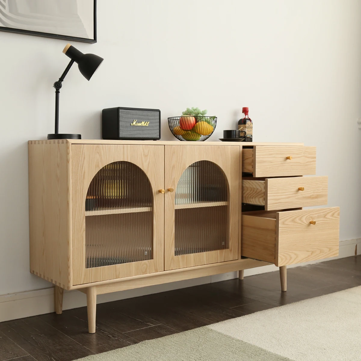 باب مزدوج، ثلاثة أدراج، خزانة جانبية لتناول الطعام من خشب الرماد، نمط خشبي ياباني، طراز كريمي، خزانة تخزين من الخشب الصلب بالكامل #2