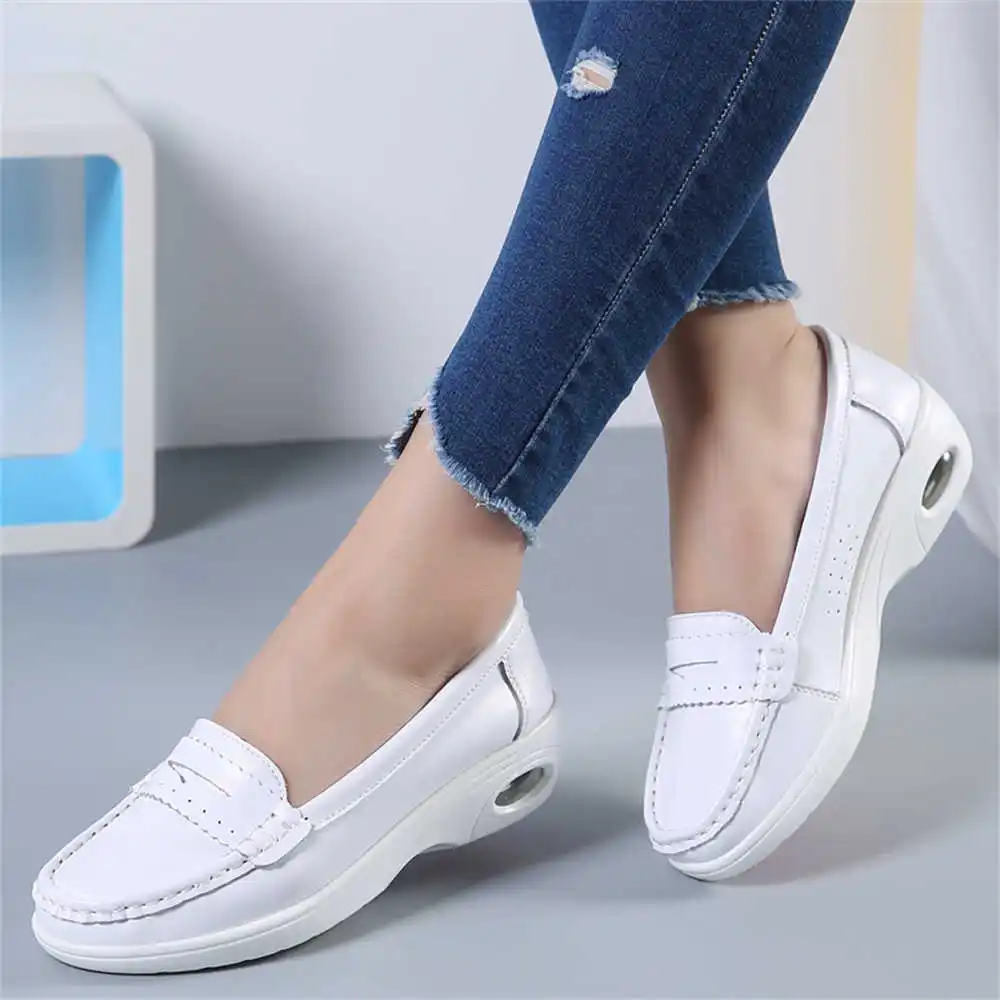 

Soft Round Nose Women Luxury Sneakers Casual Blue Running Shoes White Trainers Woman Sports Joggings Trnis Sporty Pie Tenid