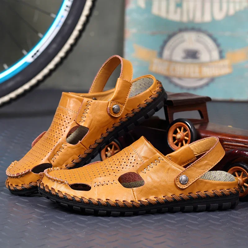 

Men Summer Sandals Genuine Leather Beach Trekking High Quality Fashion Comfortable Outdoor Beach Rome Slippers Size38-44