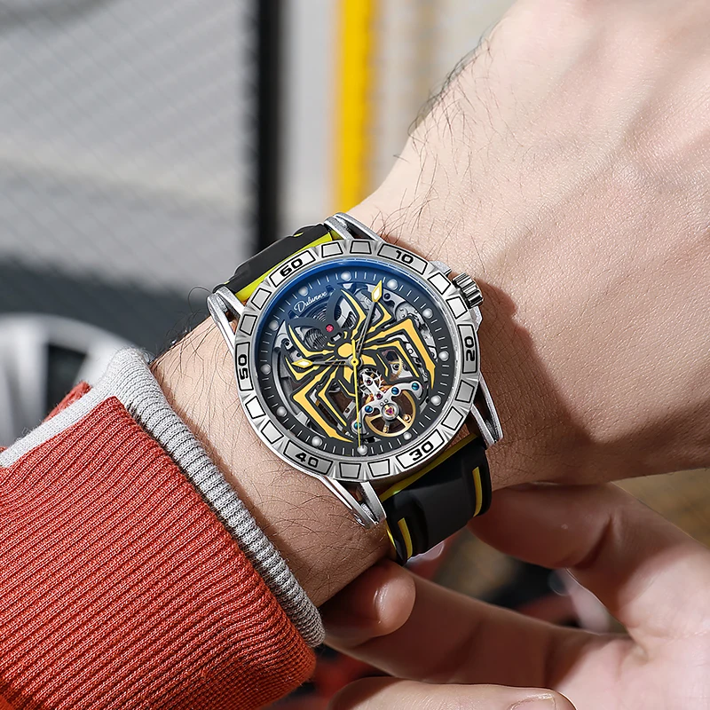 Dulunwe Men Automatic Mechanical Watch Spider Skeleton Hollow Dial Two-Tone Silicone Strap Sports Wristwatch