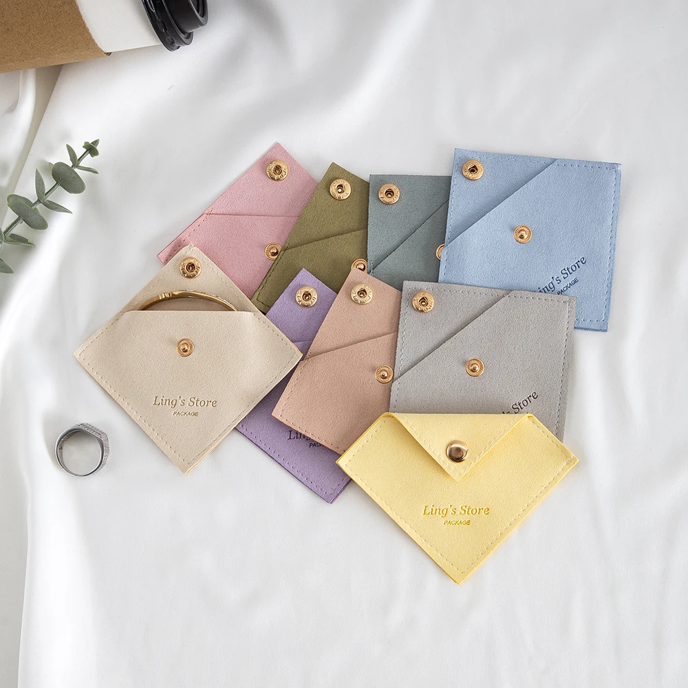 

100Pcs Custom Logo Jewelry Microfiber Triangle Snap Bag Baby Shower Gift Organizer Pouch Earrings Bracelet Necklace Keychain Box
