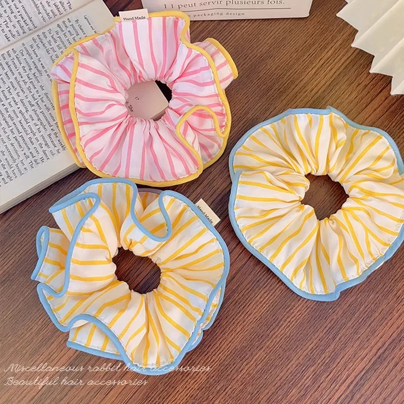 Thumbnail 4 - #13 Cheap Scrunchie Hair Ties Worth Buying