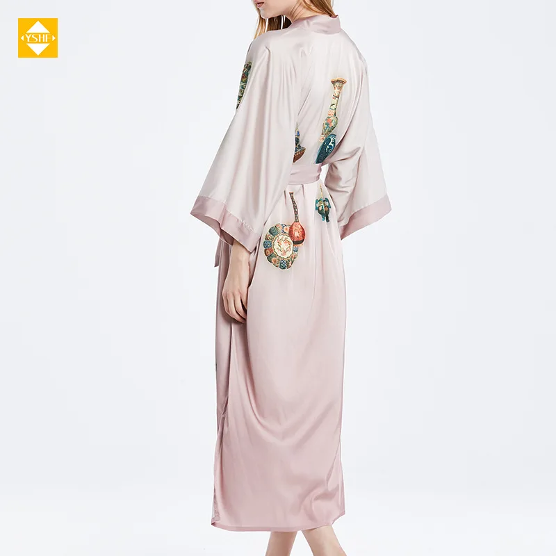 Factory Direct sales Hangzhou silk pajamas 100% Mulberry silk new casual lengthened home wear can be reserved fabric