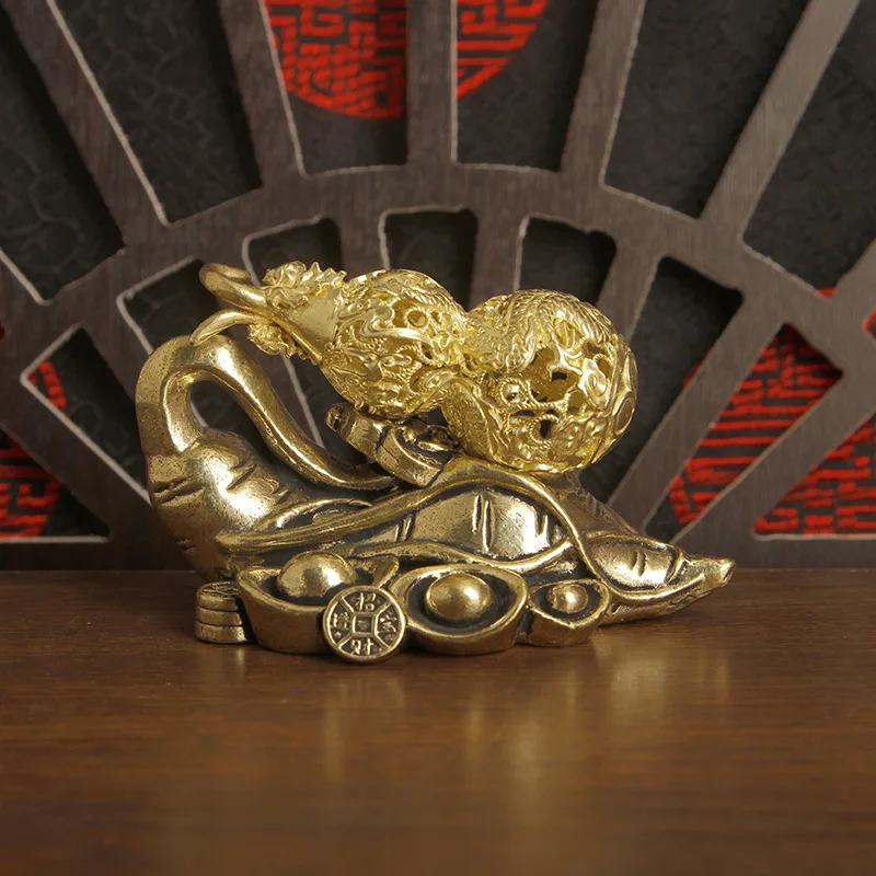 New brass retro gourd ginseng figurine, designed to bring wealth and prosperity throughout life, featuring a hollowed-out dr