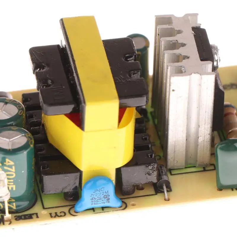 

Precision Buck Converter Power Supply Module 12V2.5A 15V2A 18V2A Step down Transformer Power Adapter for Electronics