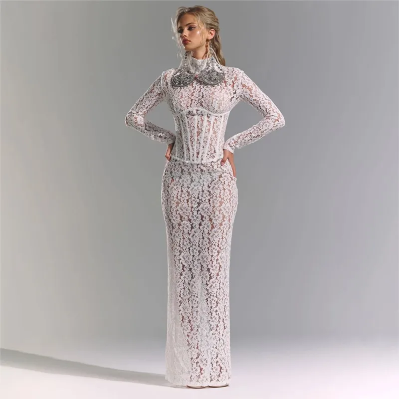 نمط جديد من فستان شفاف طويل منقوش بالدانتيل