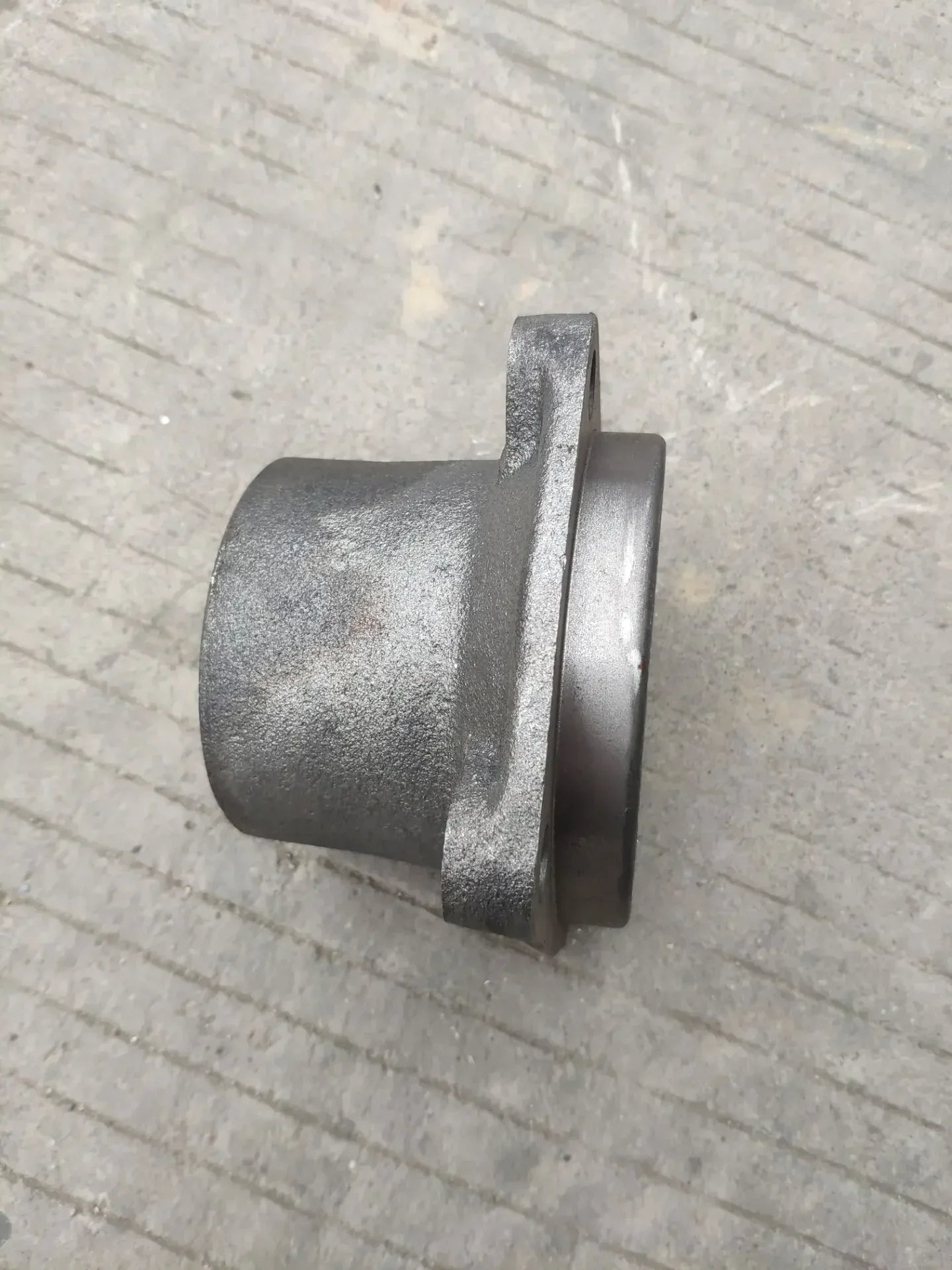 Hot Sales Excavator Accessories Daquan 75 Excavator Lower Gearbox Pinion Seat Heightened