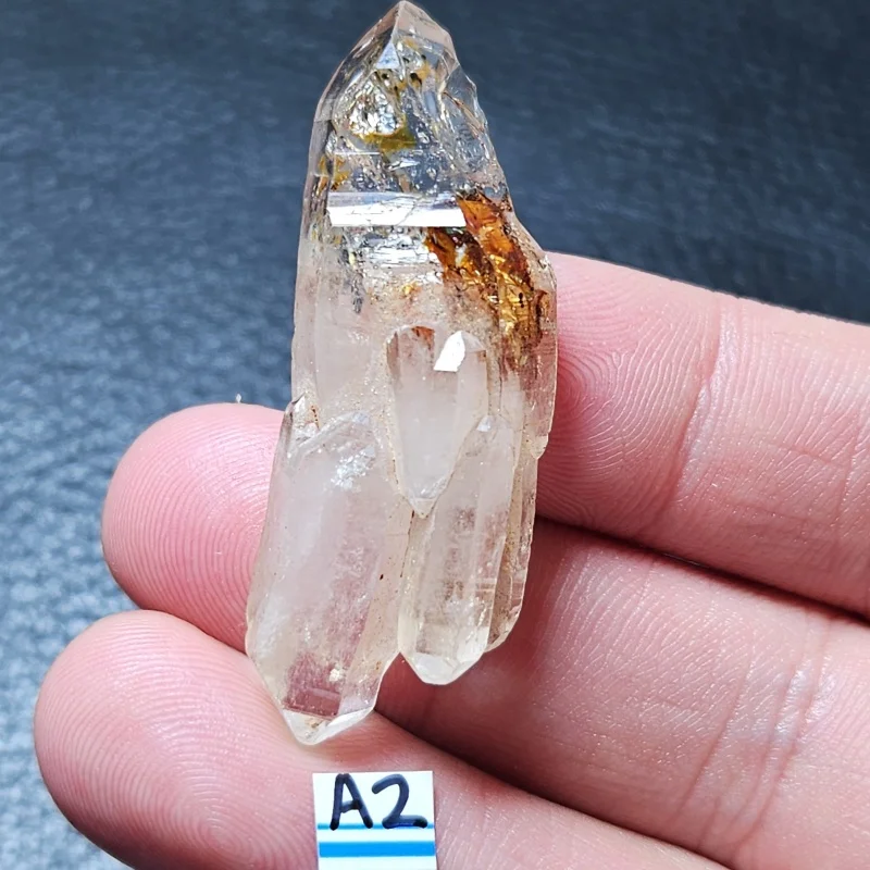 High-Quality Natural Quartz Castle Point Energy Crystal Healing Gemstone Mineral Specimen Collection Festival Gift Family Decora