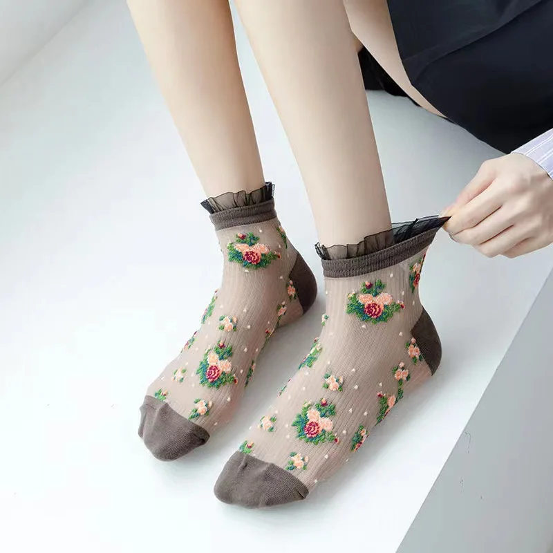 1/5 Pairs Fashionable new summer sweet floral women's short tube socks thin lace lace lace casual versatile comfortable socks