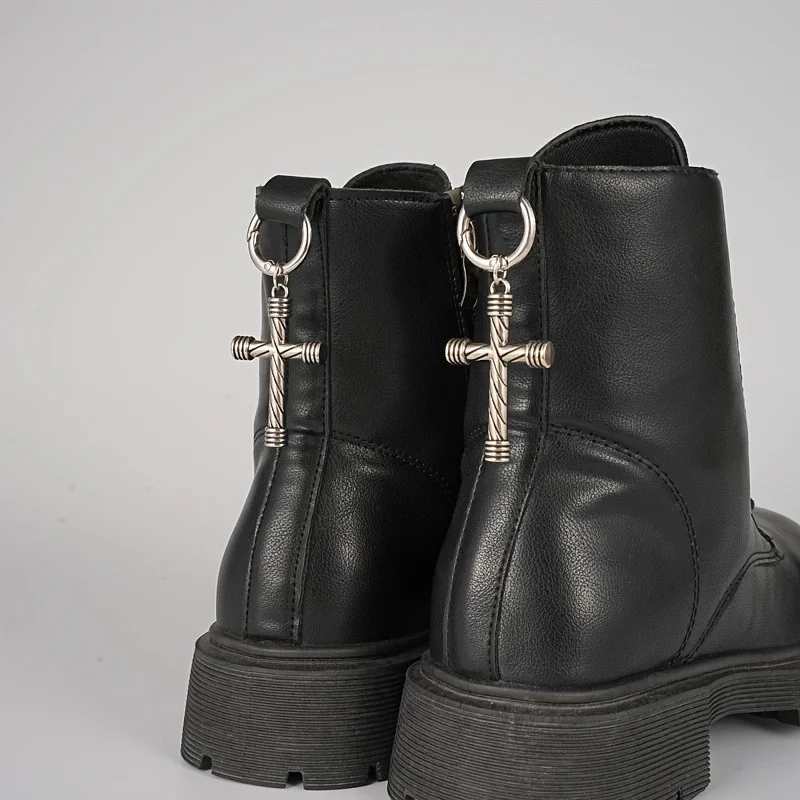 2Pcs Gothic Twisted Cross Silver Metal Shoe Pendant Punk Boots Detachable Suspension Accessories Y2K Decorations