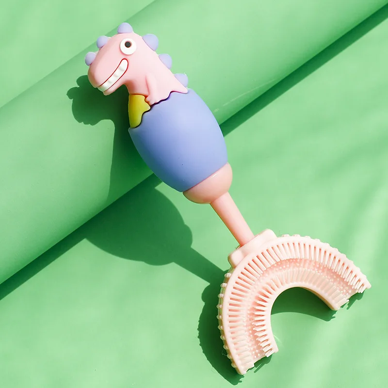 فرشاة أسنان للأطفال بزاوية 360 درجة على شكل حرف U فرشاة أسنان للأولاد والبنات من السيليكون أداة تنظيف للعناية بالفم لحديثي الولادة