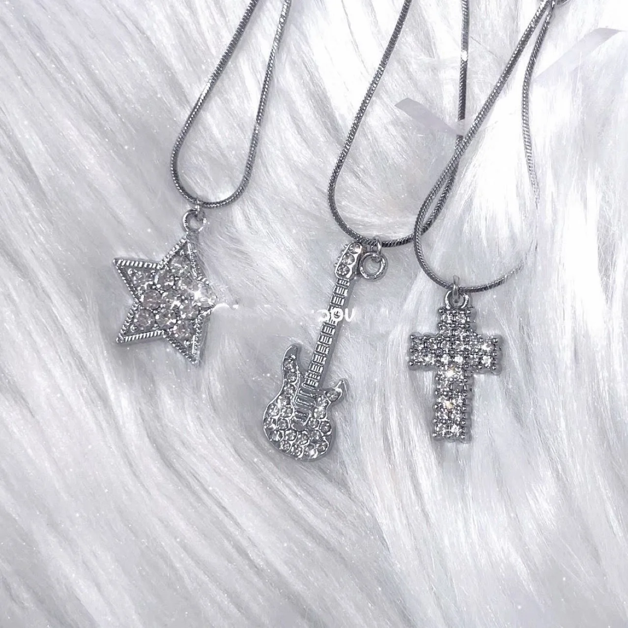 Y2K Millennium Hot Girl Guitar Star Cross Design Necklace Collarbone Chain