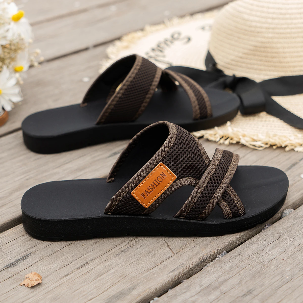 Modische und vielseitige Sportsandalen für Damen, atmungsaktiv durch das Netzmaterial, bequem und hautfreundlich, geeignet für den Innen- und Außenbereich, flache Sandalen. – Detail 5