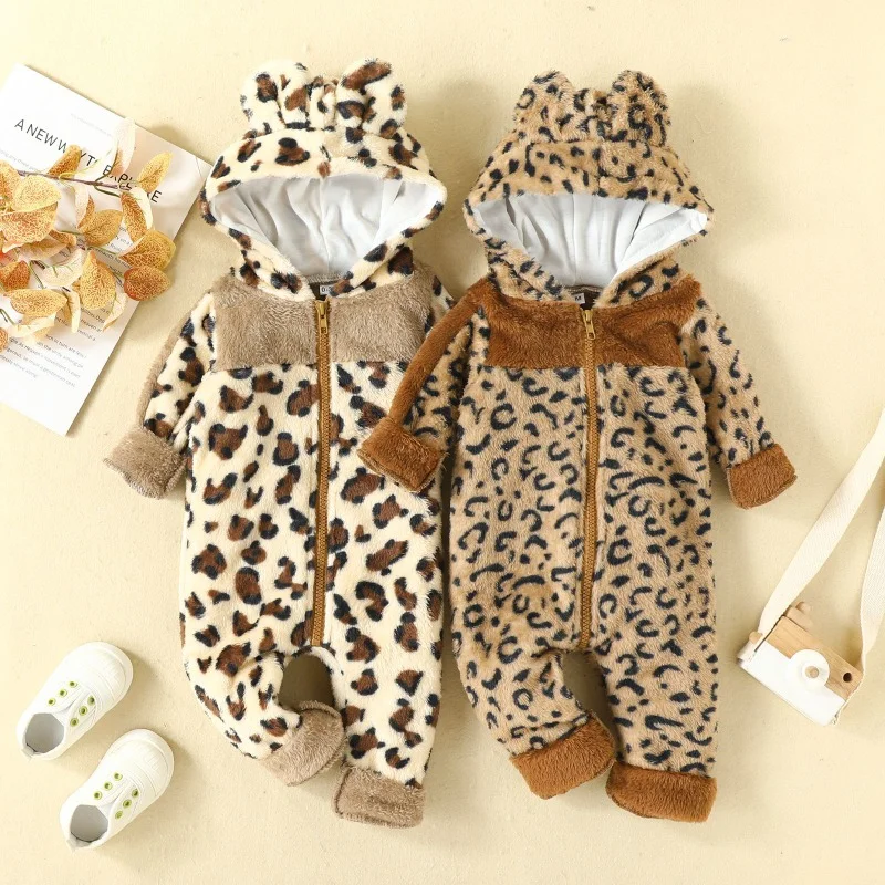 

2024 Winter Baby Clothing Leopard Print Splicing Soft Fluffy Long Sleeve Hooded Crawling Suit Baby Thick Onesie Hoodie