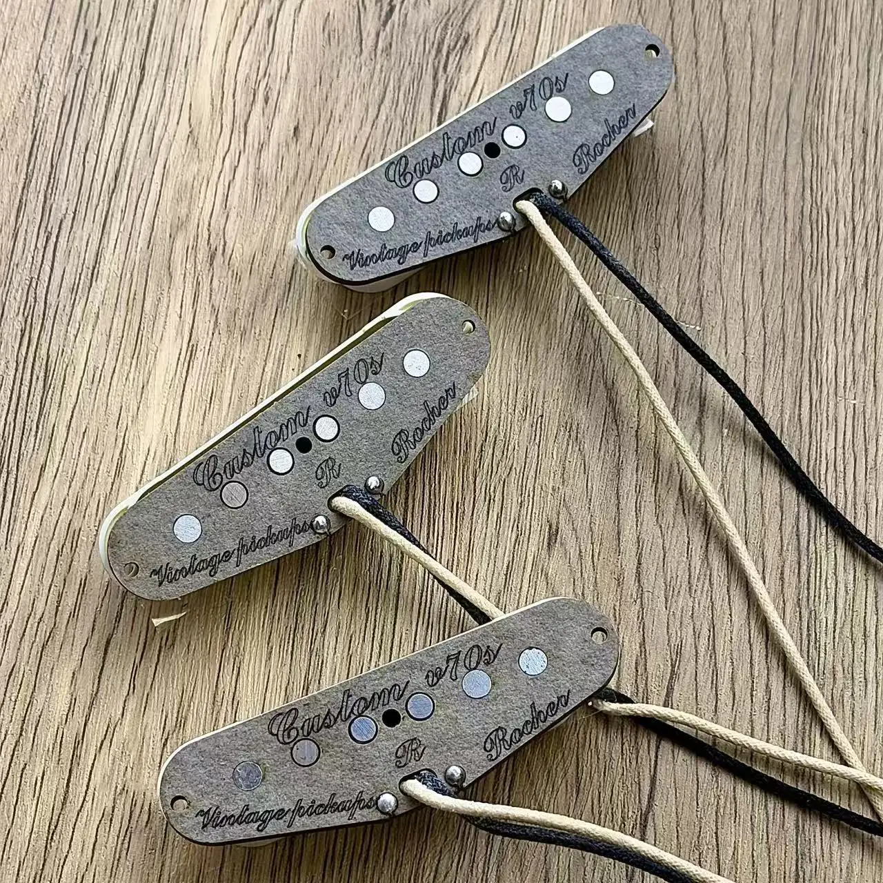 Custom V70 SSS Single Coil Guitar Pickups Handmade High-End Vintage 70s Alnico 5 Rocker Tone for Electric Guitar