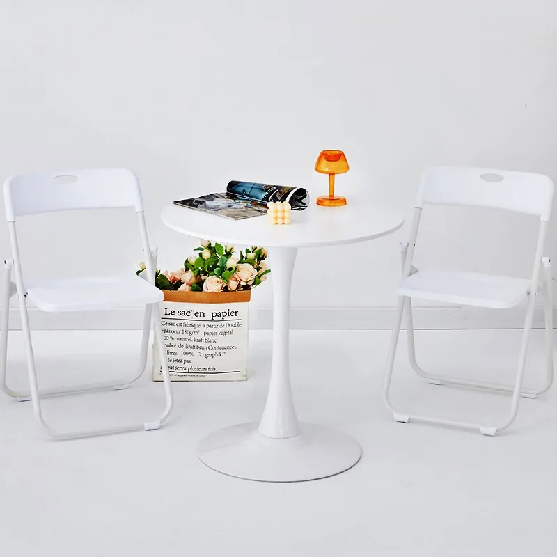 Simple and casual dining table, white Nordic coffee table, milk tea negotiation table,small round table and chair