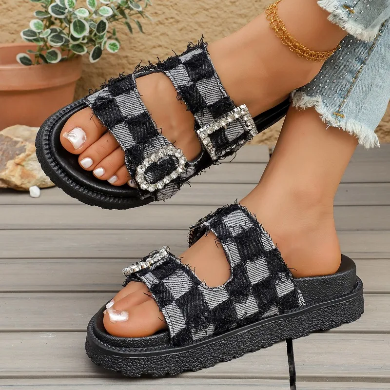 

Women's 2026 New Fashion Buckle Design Casual Open-toe Slippers Summer Plaid Design Thick-soled Non-slip Comfortable Slippers