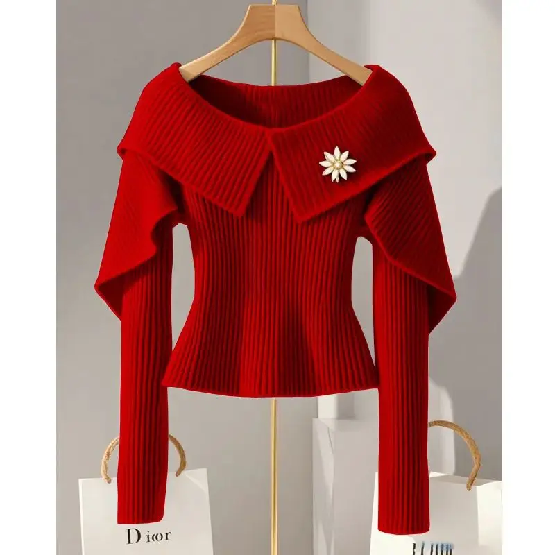 Knitted Top with a Niche and High-end Design High-end Temperament Suitable for Both Inside and Outside Wearing and a Sweater