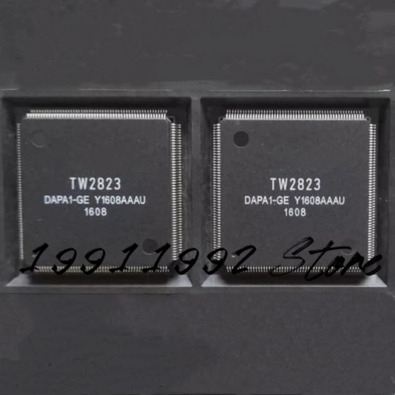 

Новый TW2823-DAPA1-GE шелкография TW2823 QFP208 чип ЖК-экрана IC