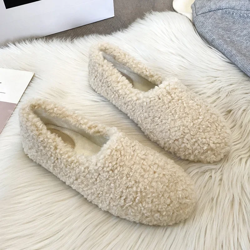 

Hot Sale Luxury Femme Winter Cotton Shoes Women Warm Plush Loafers Comfy Curly Fur Flats Woman Large Size 40-43 Drop Shipping