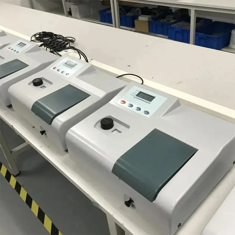 IKEME Laboratory Spectrophotometer 340-1020nm Double Beam Visible Sewage Detection Spectrophotometer With Quartz Cell 721