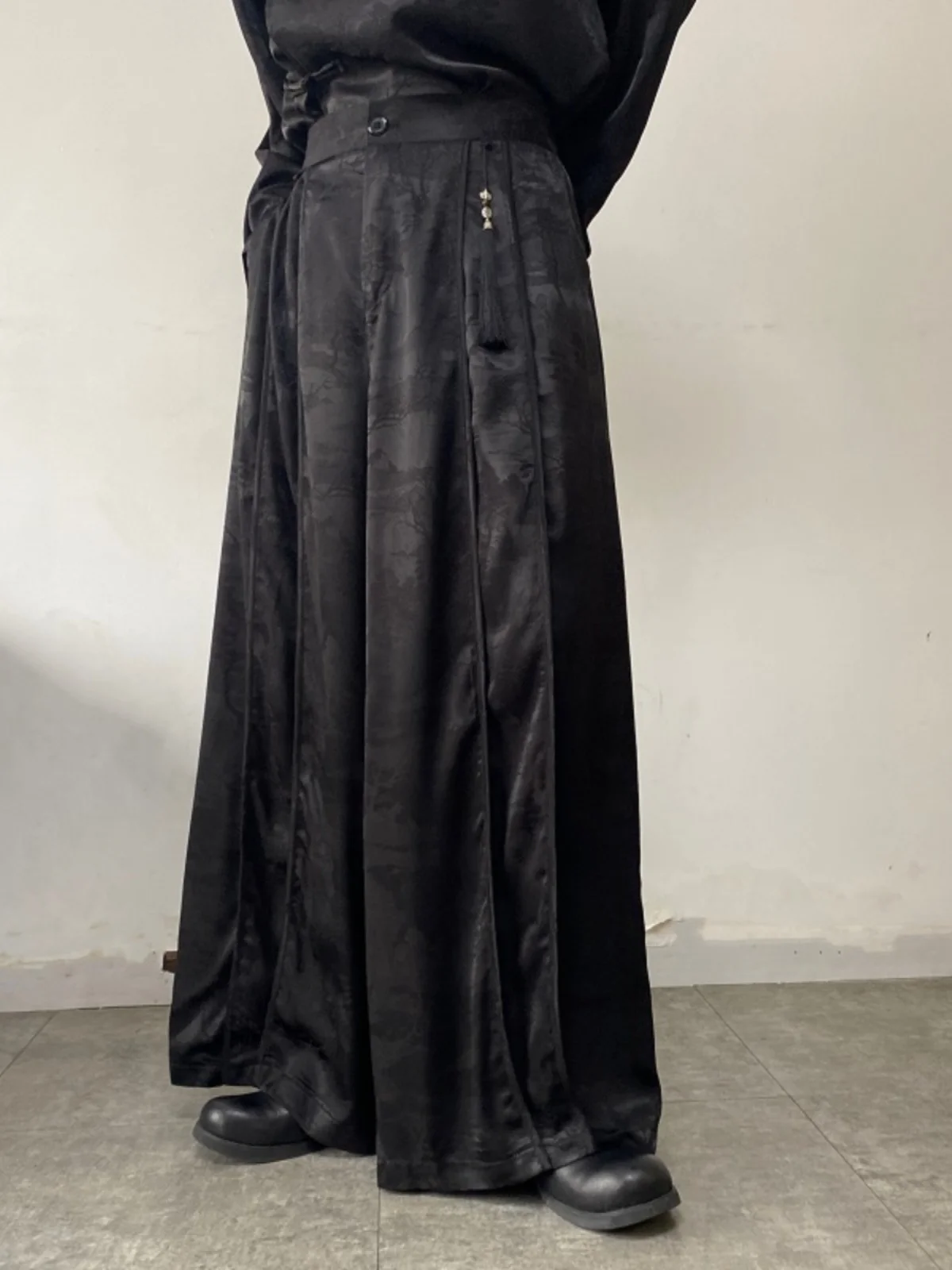 

New Chinese Sle Satin Embroidered Tassel Hanging Design Wide Leg Pants Casual Loose Fit Youthful Energy All Seasons