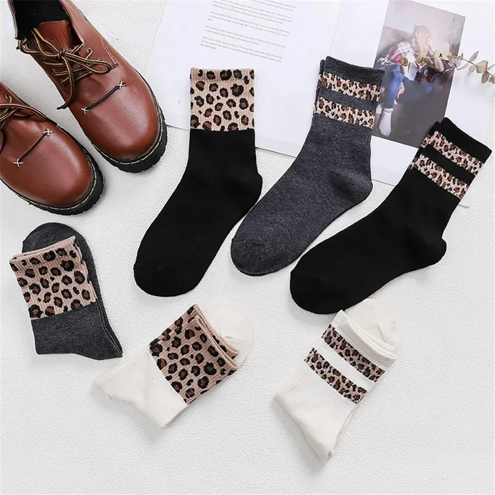 Spotted Leopard Print Women Socks Japanese Style Autuma Spring Summer Fashion Novelty Animal Pattern Mid-Tube Socks for Girls