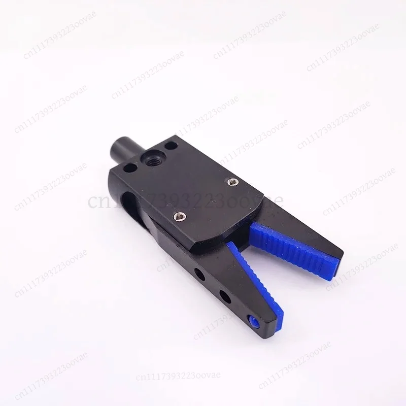 GR04100 J1060 J1080 Mini Pneumatic Gripper Manipulator Accessories Mechanical Water Spout Clip for Industrial Robot Arm