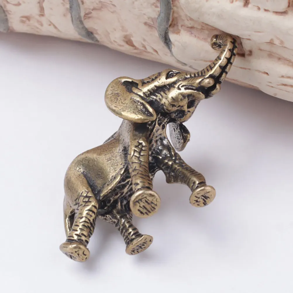 2Pcs High Durability Copper Elephant Statue Vintage Style Decor Car Interior Decor Spring Festival Tabletop Decoration Desktop