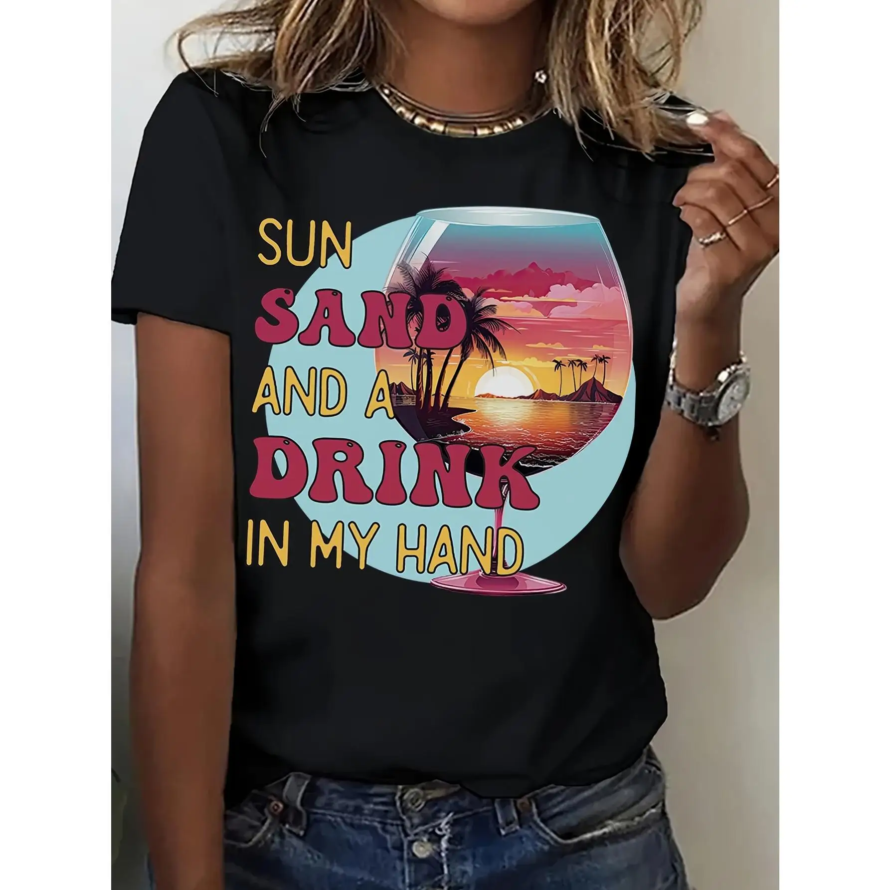 

SUN SAND AND A DRINK IN MY HAND Print T Shirt, Casual Comfort Fit Short Sleeve Crew Neck T Shirt For Sprin& Summer,Women'S Cloth