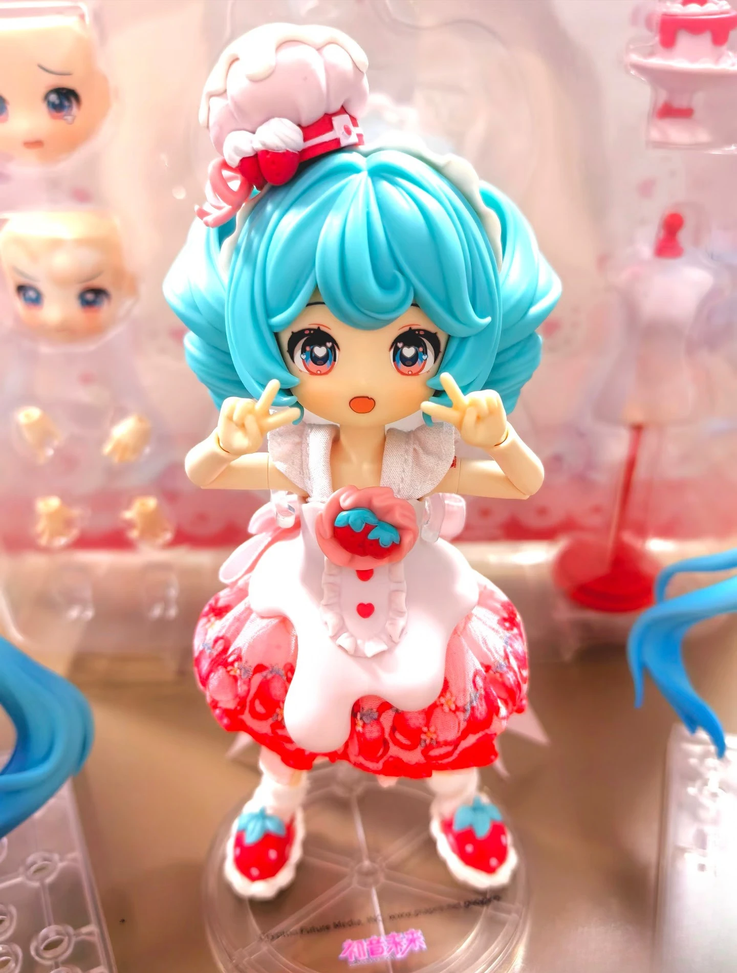 

In Stock BLOKEES Qiyu Ji Limited Blister Card Hatsune Miku Strawberry Cake Articulated Figure Collectible Gift & Desktop Decor