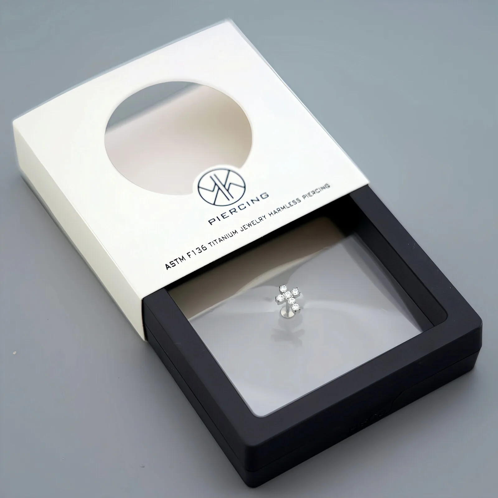 1 قطعة زرع الصف التيتانيوم Labret ثقب داخليا الخيوط شقة عودة قرط الاذن المرصع مع تشيكوسلوفاكيا معبد الصليب أعلى مجوهرات للجسم #1