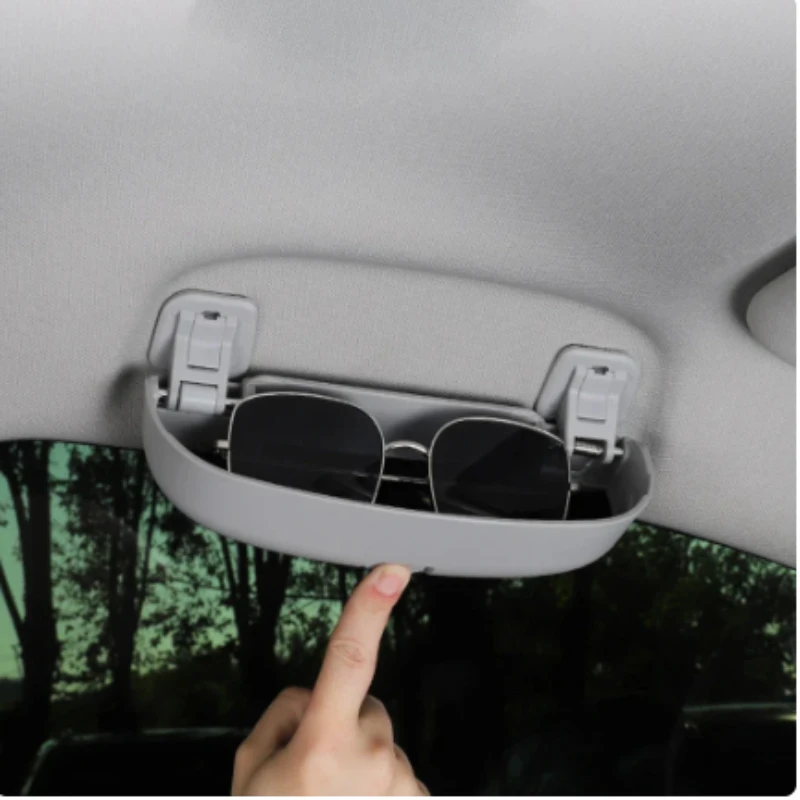 

Car Glasses Holder Case Sunglass Holder Sun Glasses Box for Audi Q3 Q5 SQ5 Q7 A1 A3 S3 A4 A6 A7 S6 S7 S4 RS4 A5 S5