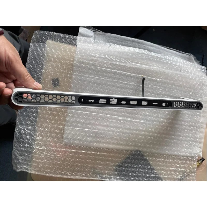 A+ New HDS70 Thermal Shelf Air Outlet UHD Hinge Cover For Dell Alienware X17 R2