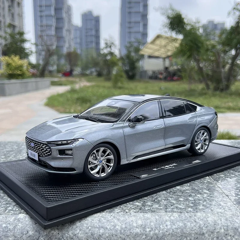 

Ford MONDEO 2022 Metal Diecast 1/18 Alloy Car Model Gray Display Ornaments Boys Toys Hobby Gifts Collection