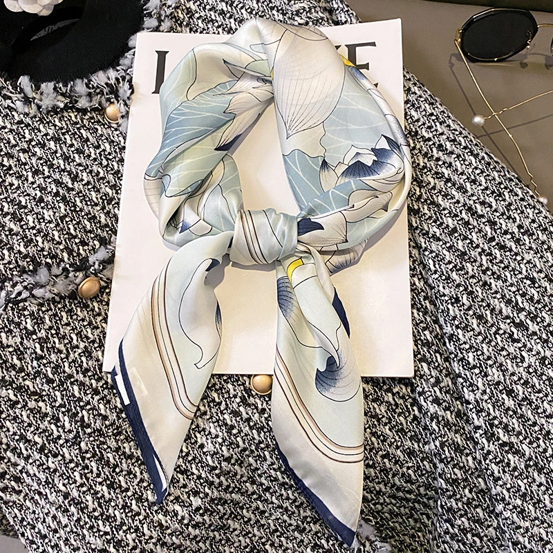 Spring/Summer Fashion Lotus Imitation Silk Neck Scarf Outdoor Decoration Wrap for Women Breathable Printing Square Scarf