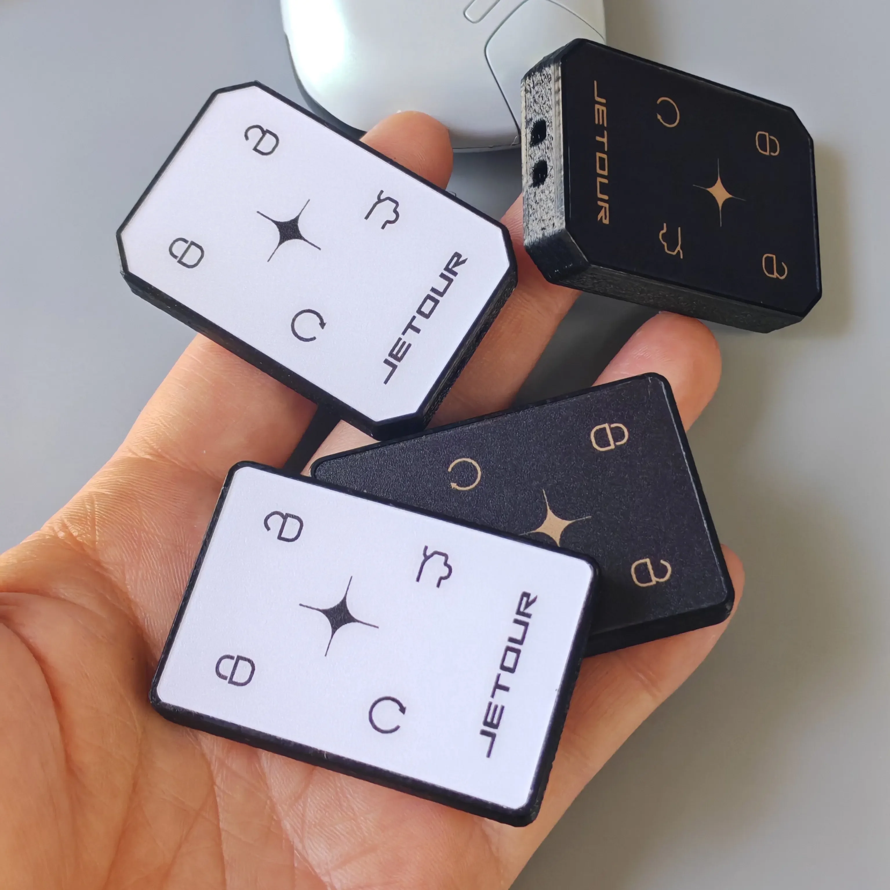 For Jetour Dasheng Intelligent Key Assembly Black and White Extremely Simple Personalized Replacement Key Shell Modification