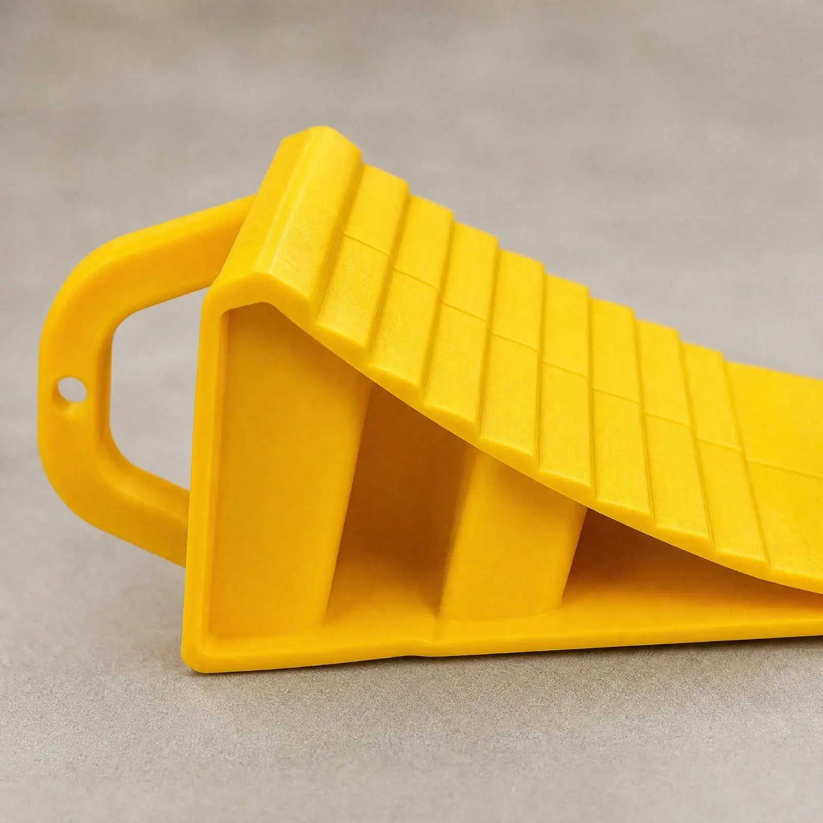 Easy Carry Wheel Chock for Vehicle Parking with Hanging Hole for Trunk Storage Use